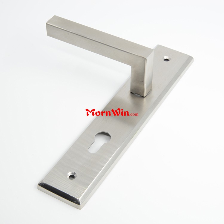 STAINLESS STEEL 304 DOOR LEVER HANDLE ON SQUARE PLATE