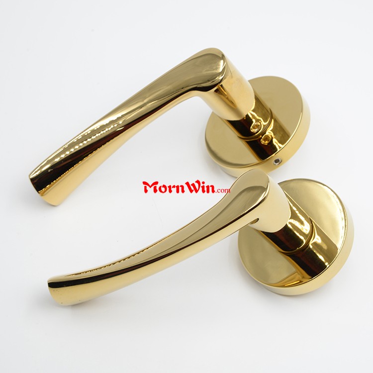 polished brass lever door handle